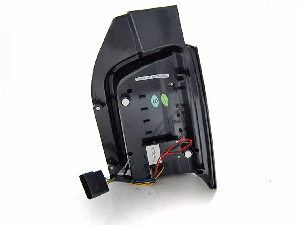 Baklykter LED Dynamisk VOLKSWAGEN (T5) 2010-2015 RED SMOKE – bilde 4