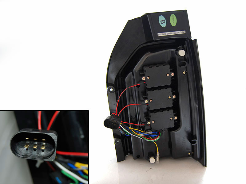 Baklykter LED Dynamisk VOLKSWAGEN T6 2015-2019 BLACK SEQ OEM – bilde 2