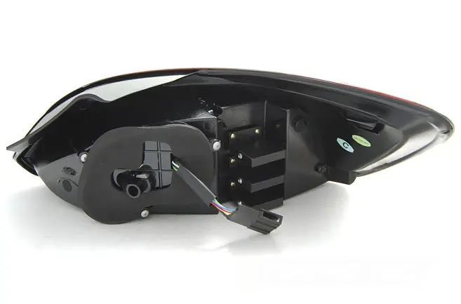 Baklykter LED VOLKSWAGEN SCIROCCO III 2008-2014 RED SMOKE – bilde 4