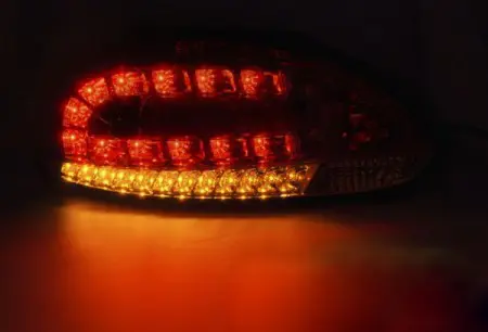 Baklykter LED VOLKSWAGEN SCIROCCO III 2008-2014 RED WHITE  – bilde 2