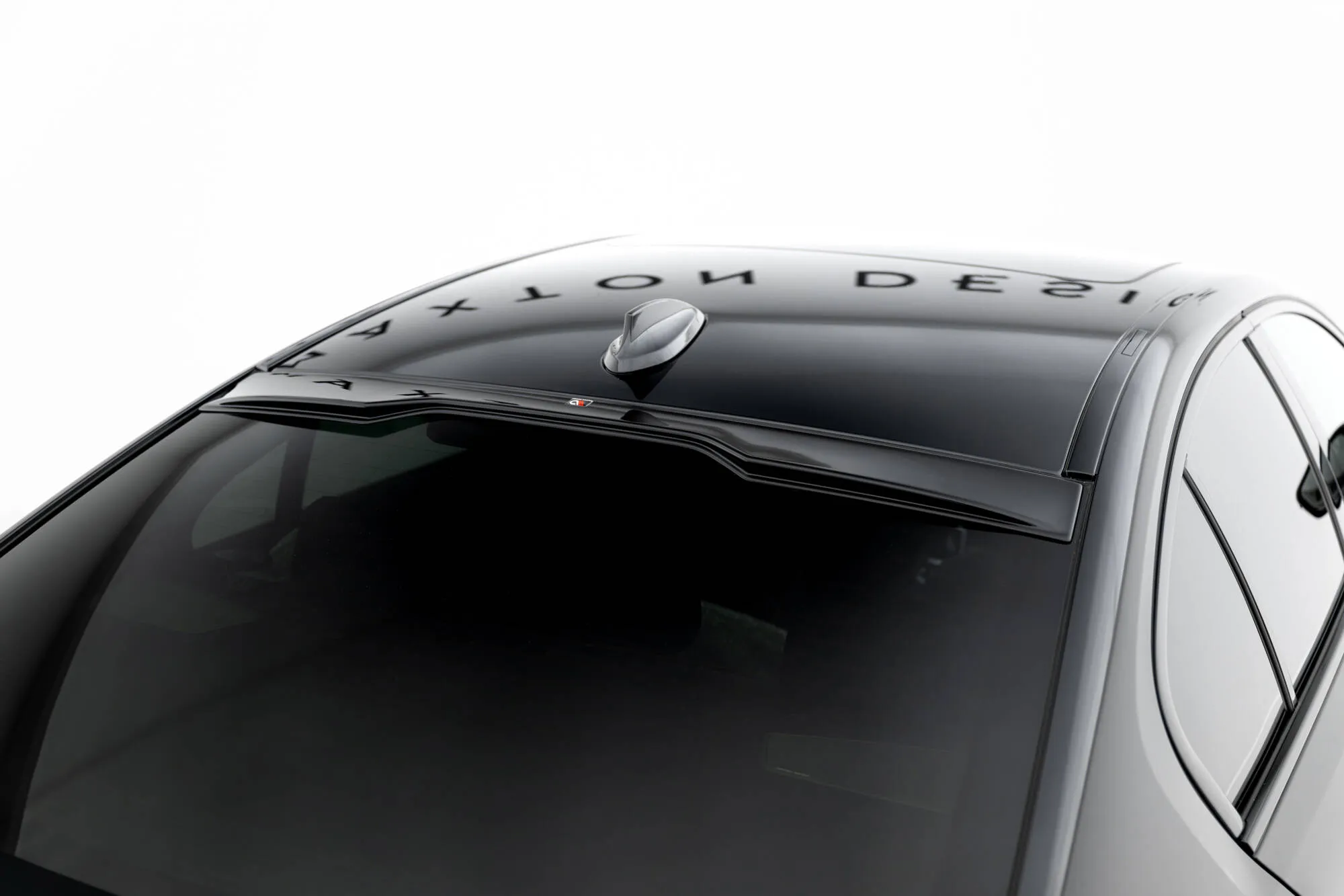 Bakrutespoiler BMW 5 (G30 / G31) M-Pakke 2017 - 2020 | Glossy Black Edition