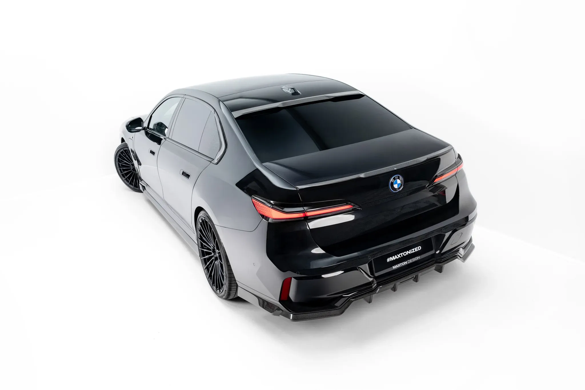 Bakrutespoiler BMW 7 (G70) 2022 - 2026 | Carbon Fiber Edition