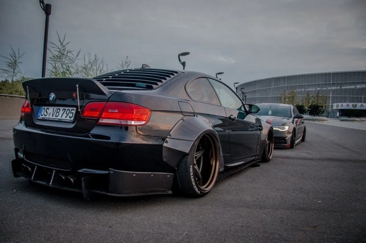 Bakrutespoiler BMW M3 (E92 / E93) 2007 - 2013 | Glossy Black Edition – bilde 2