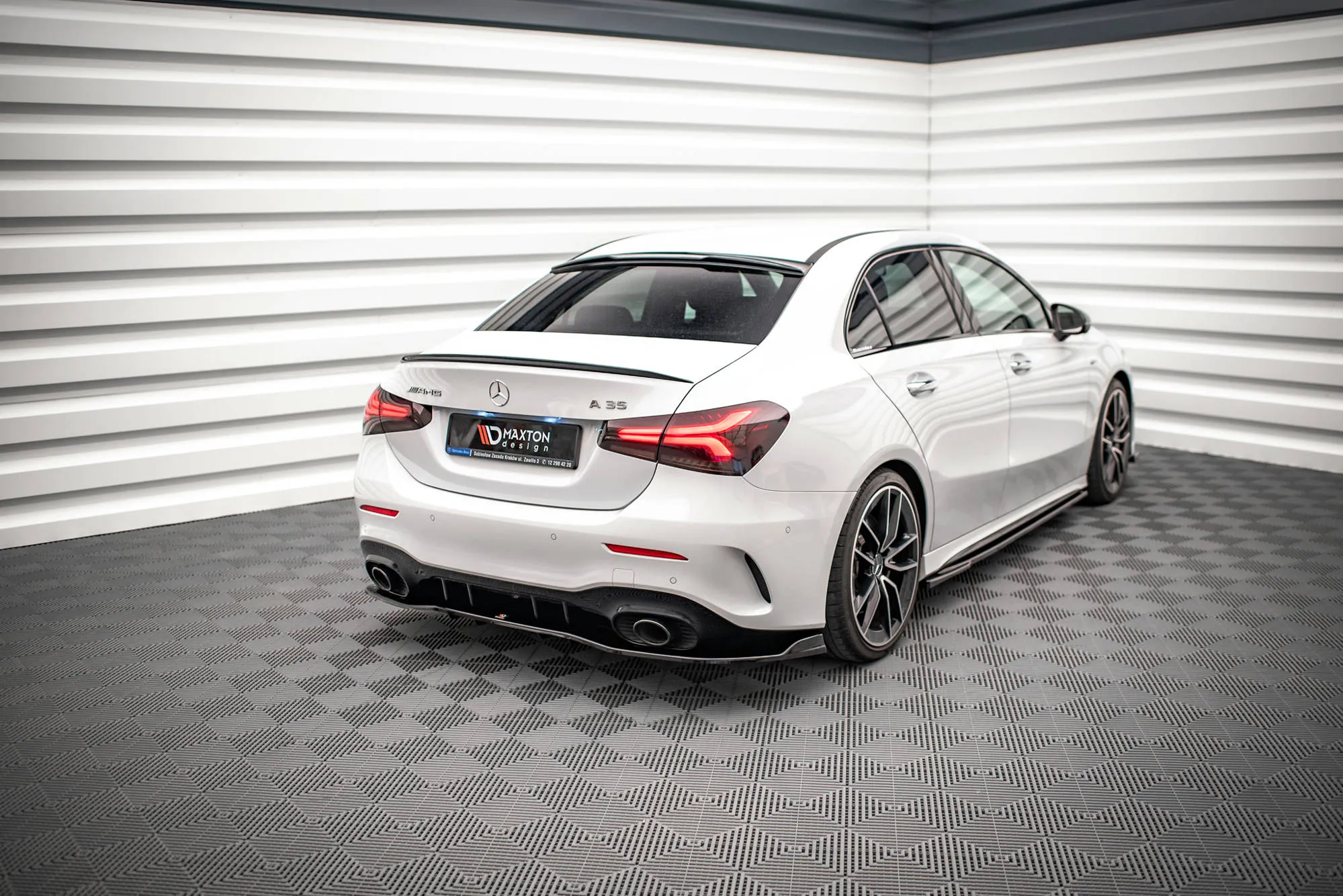 Bakrutespoiler Mercedes-Benz A-Klasse (W177) 2018 - 2023 | Glossy Black Edition – bilde 6