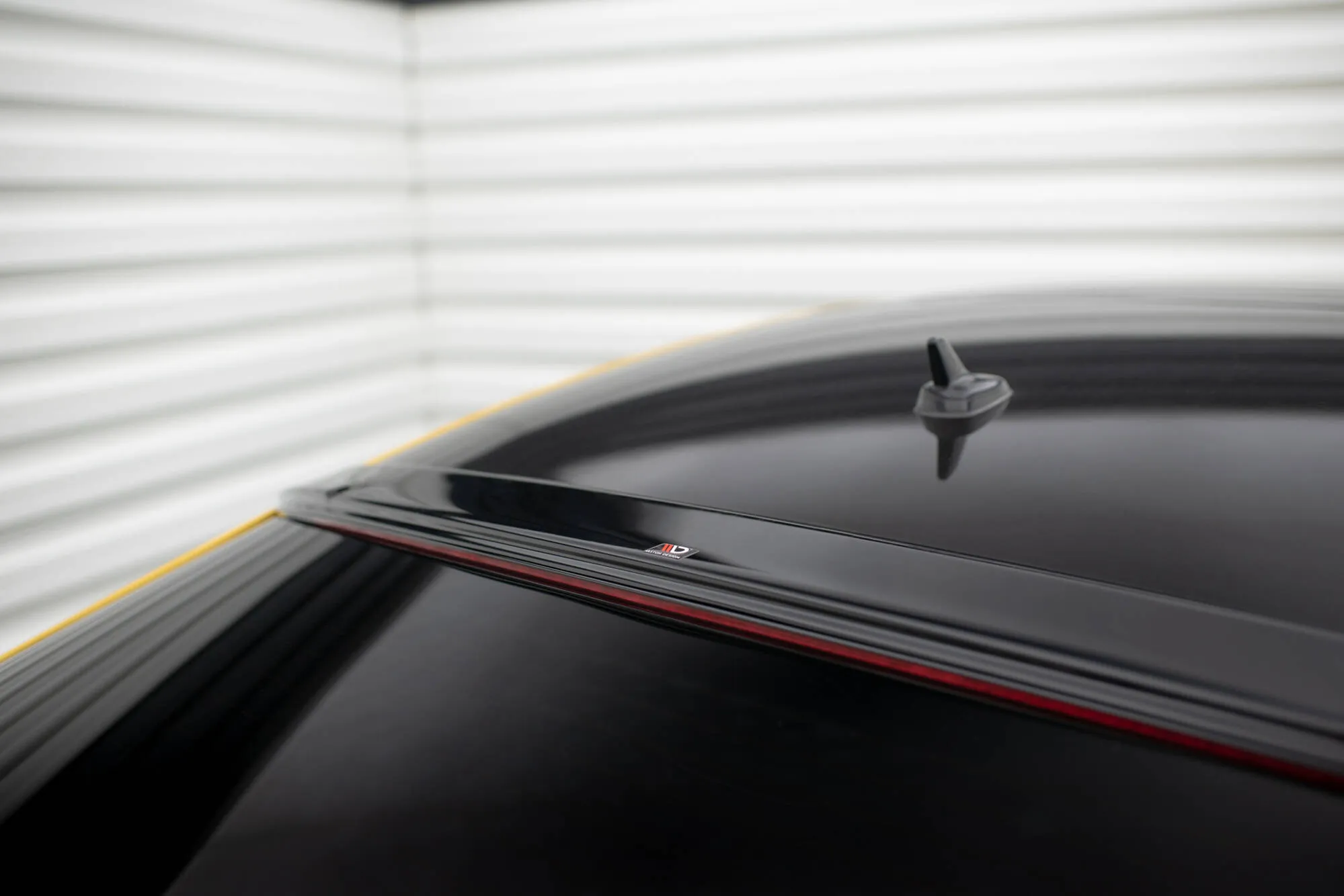 Bakrutespoiler VW Arteon R-Line 2017 - 2020 | Glossy Black Edition