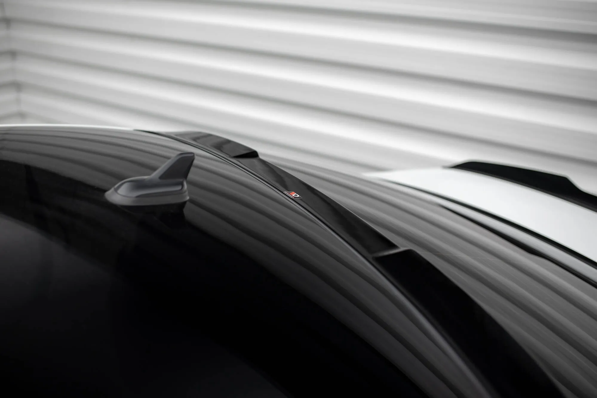 Bakrutespoiler VW Passat GT B8 Facelift Usa 2019 - 2022 | Glossy Black Edition – bilde 3