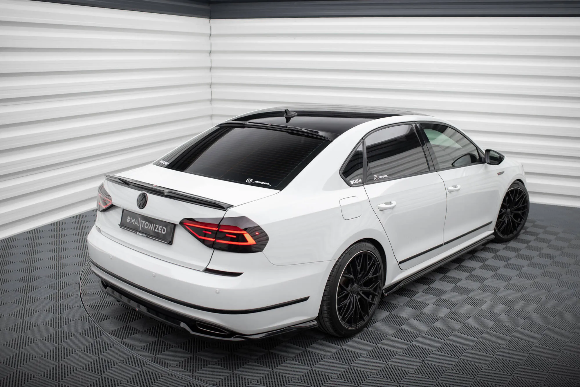 Bakrutespoiler VW Passat GT B8 Facelift Usa 2019 - 2022 | Glossy Black Edition – bilde 4