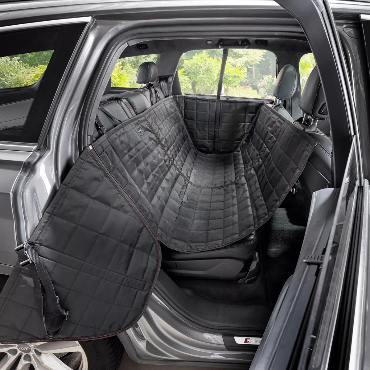 Baksetebeskyttelse med sidevegger Audi Black | Genuine® Beskyttelsetrekk til baksete