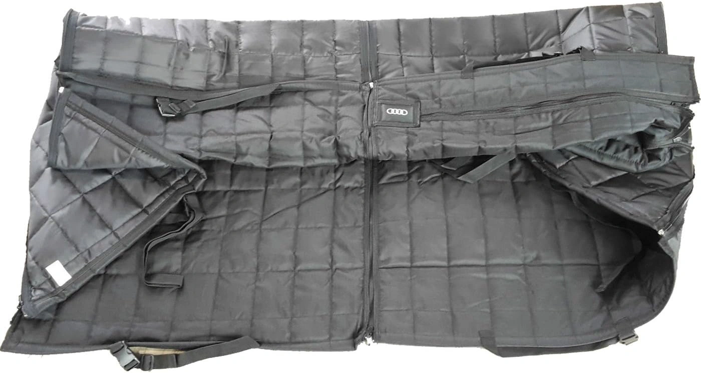 Baksetebeskyttelse med sidevegger Audi Black | Genuine® Beskyttelsetrekk til baksete – bilde 3