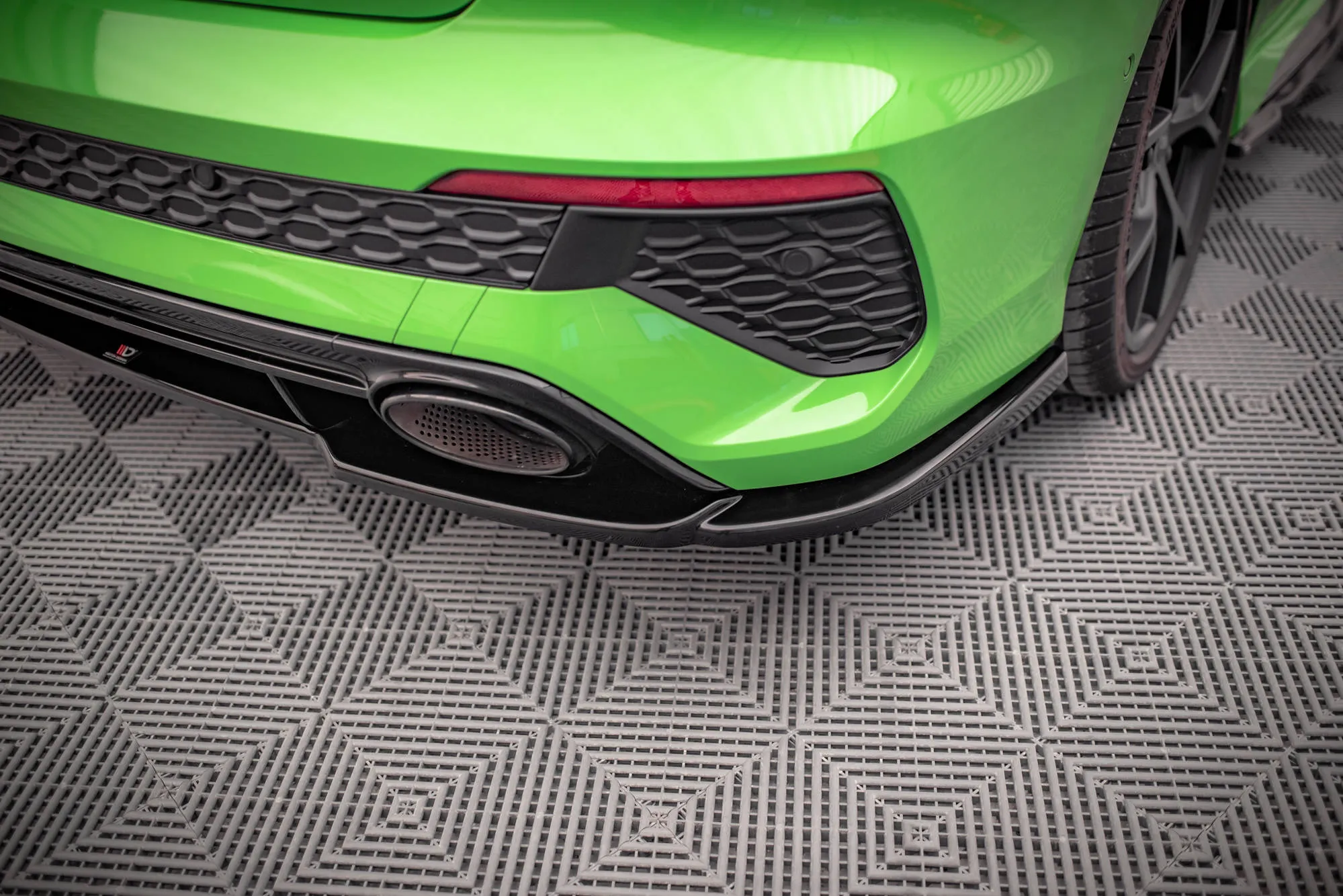 Baksplitter Audi RS3 8Y 2020-> / Audi RS3 8Y Sportback 2020-> | Glossy Black Edition – bilde 3