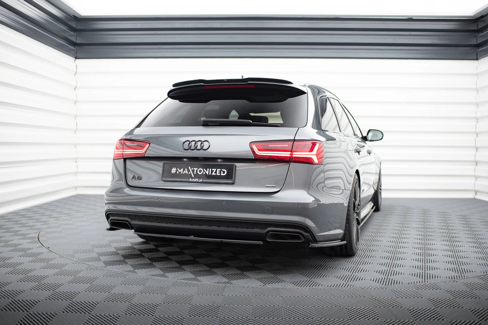 Baksplitter Audi S6 S-Line C7 2015-2017 (facelift) | Glossy Black Edition