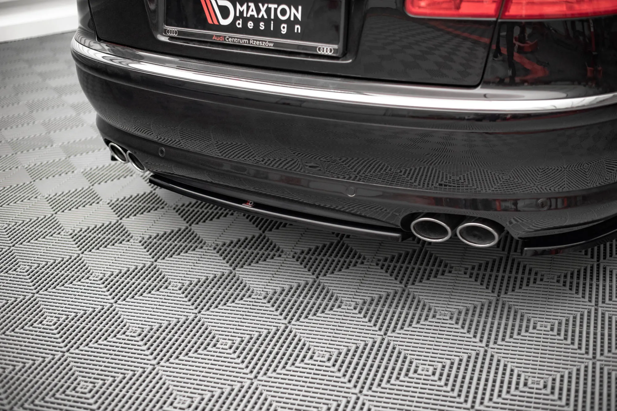 Baksplitter Audi S8 D3 2006-2009 | Glossy Black Edition – bilde 3