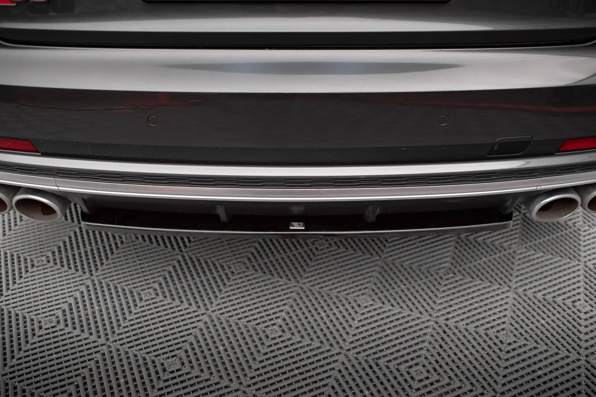 Baksplitter Audi S8 (D5) 2019 - 2021 | Glossy Black Edition