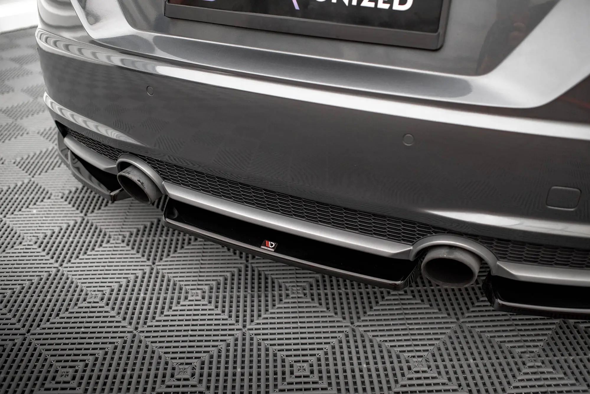 Baksplitter Audi TT (8S) S-Line 2014 - 2018 | Glossy Black Edition