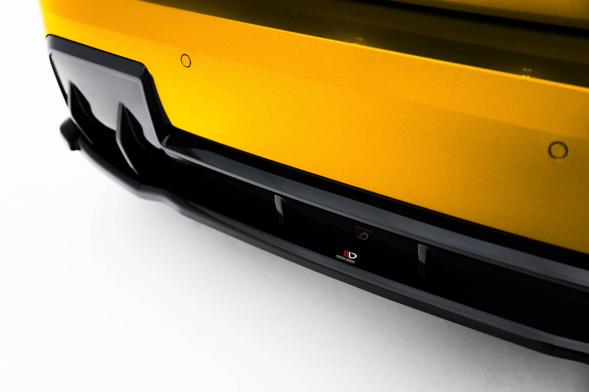 Baksplitter BMW 1 M-Pack (F70) 2024 ->  | Glossy Black Edition – bilde 2
