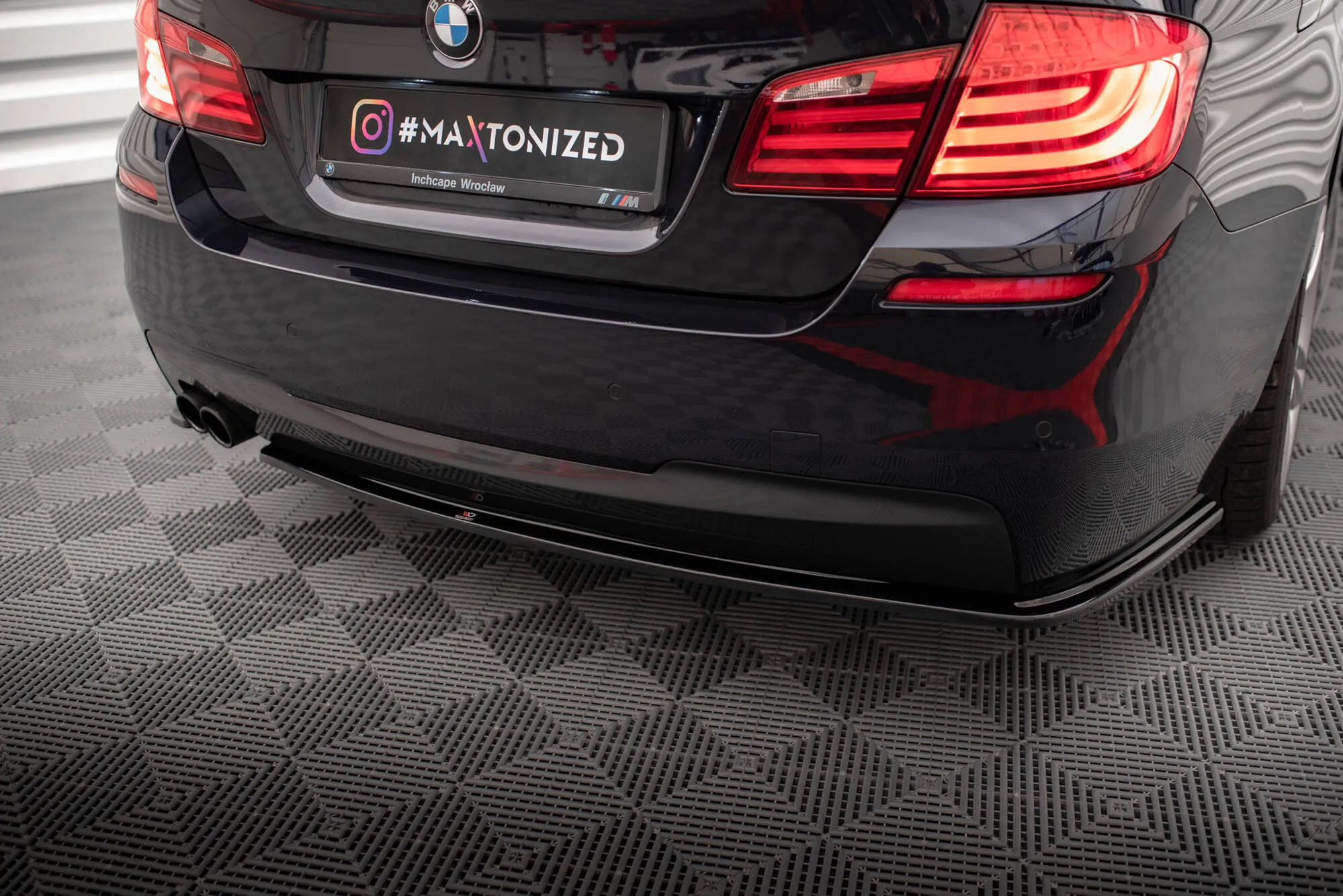 Baksplitter BMW 5 (F10 / F11) M-Pakke 2010-2017 | Glossy Black Edition