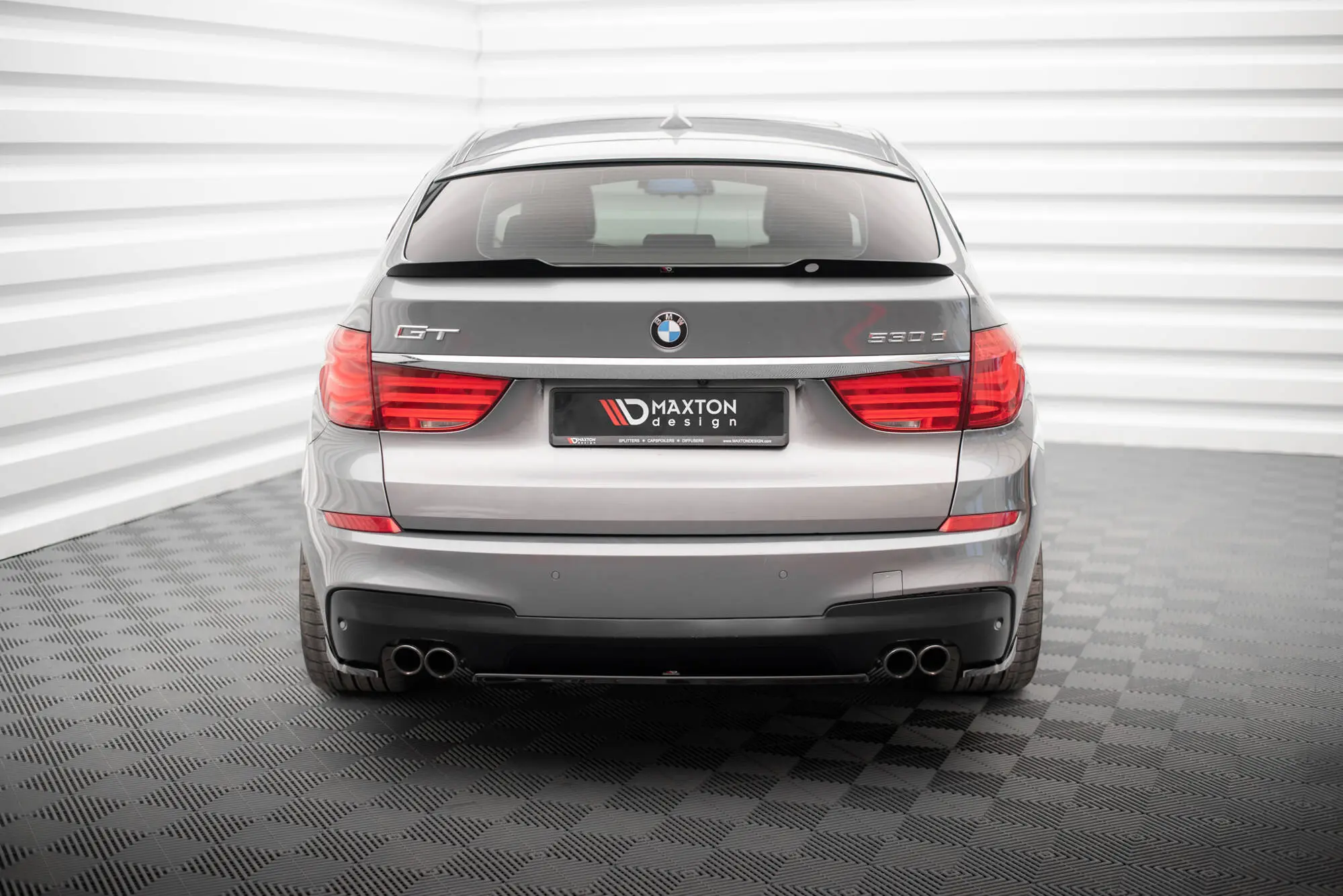 Baksplitter BMW 5 GT (F07) M-Pakke 2009 - 2013 | Glossy Black Edition – bilde 3