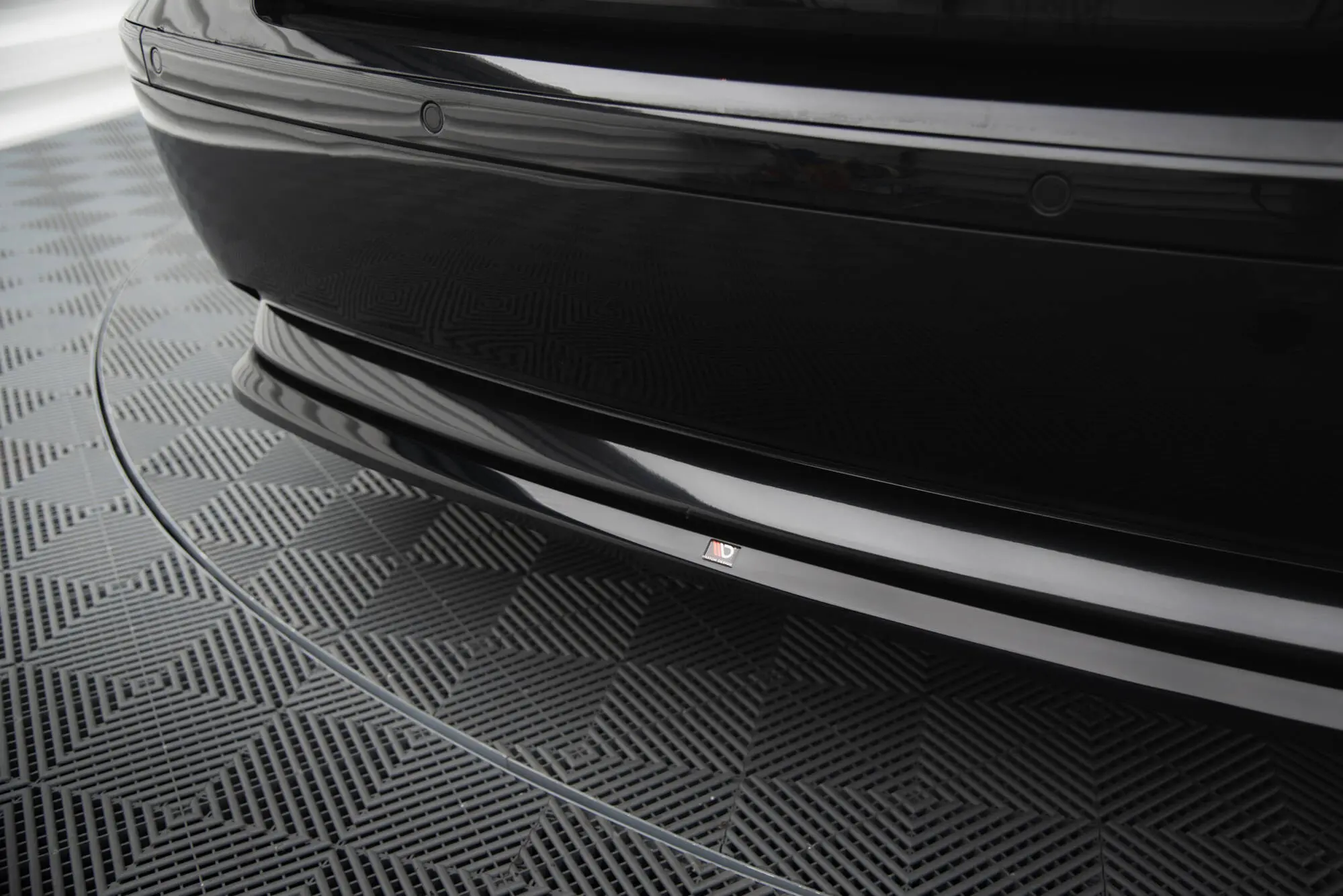 Baksplitter BMW 7 (E65) 2001 - 2005 | Glossy Black Edition – bilde 3