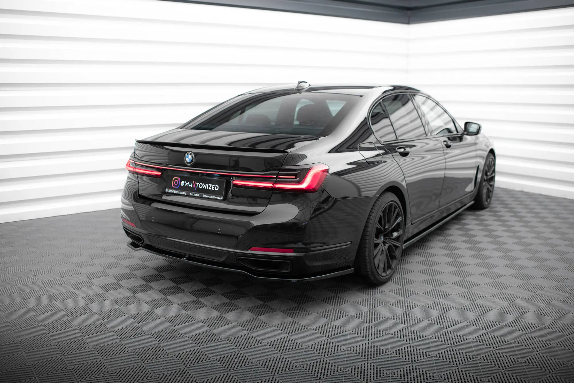Baksplitter BMW 7 (G11) facelift 2019 - 2022 | Glossy Black Edition – bilde 3