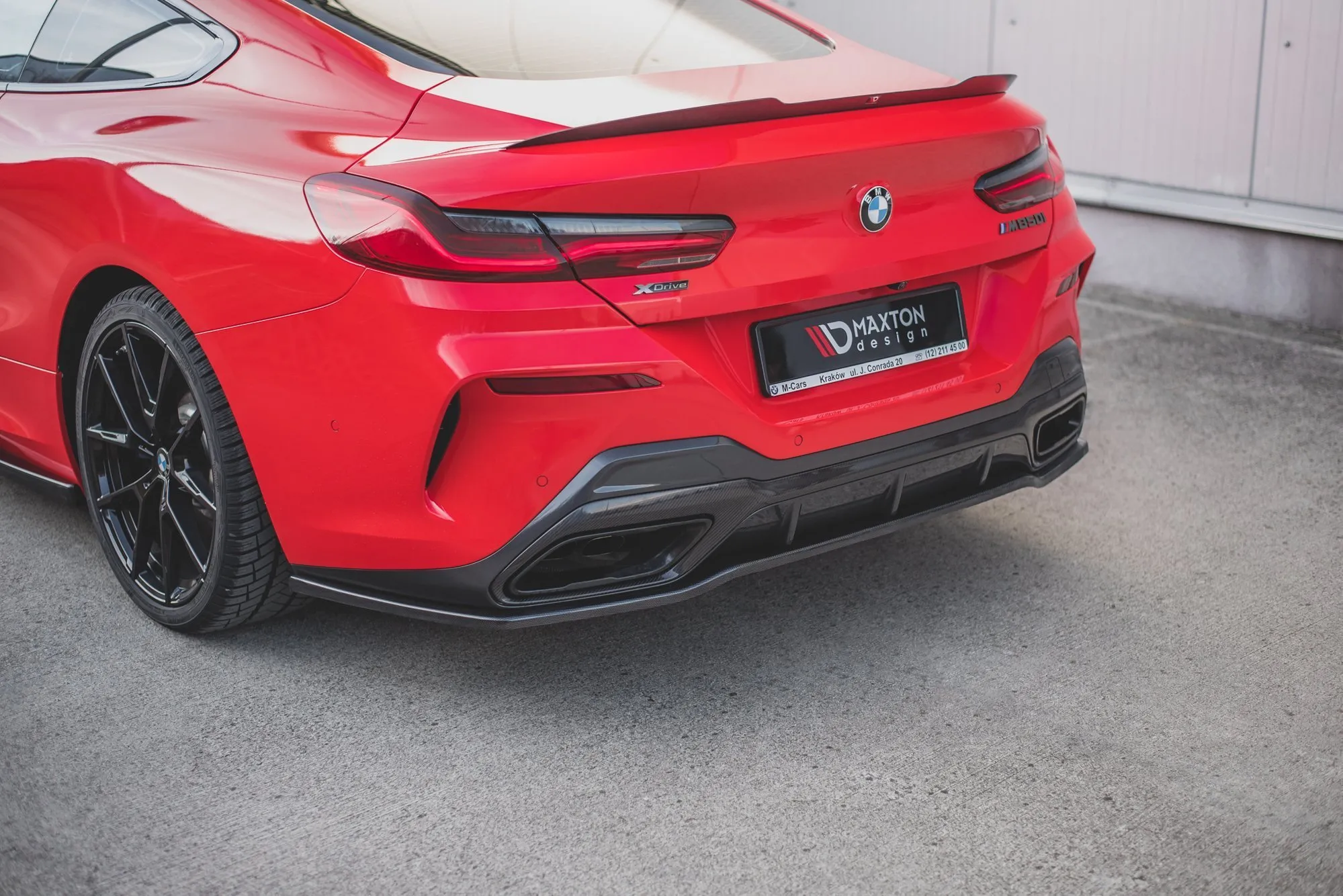 Baksplitter BMW 8 Coupe (G15) M-Pack 2018-> | Glossy Black Edition – bilde 3