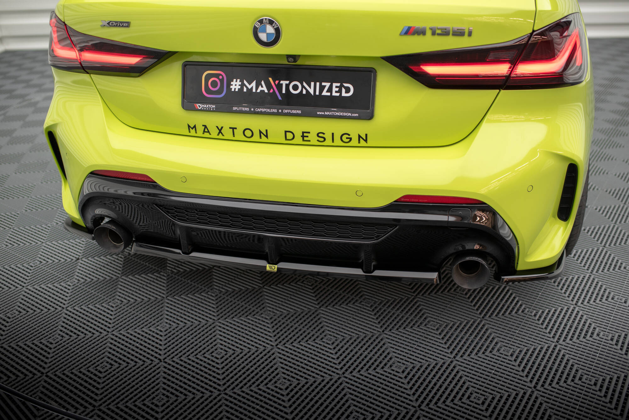 Baksplitter BMW M135i (F40) 2019 - 2023 | Glossy Black Edition V2