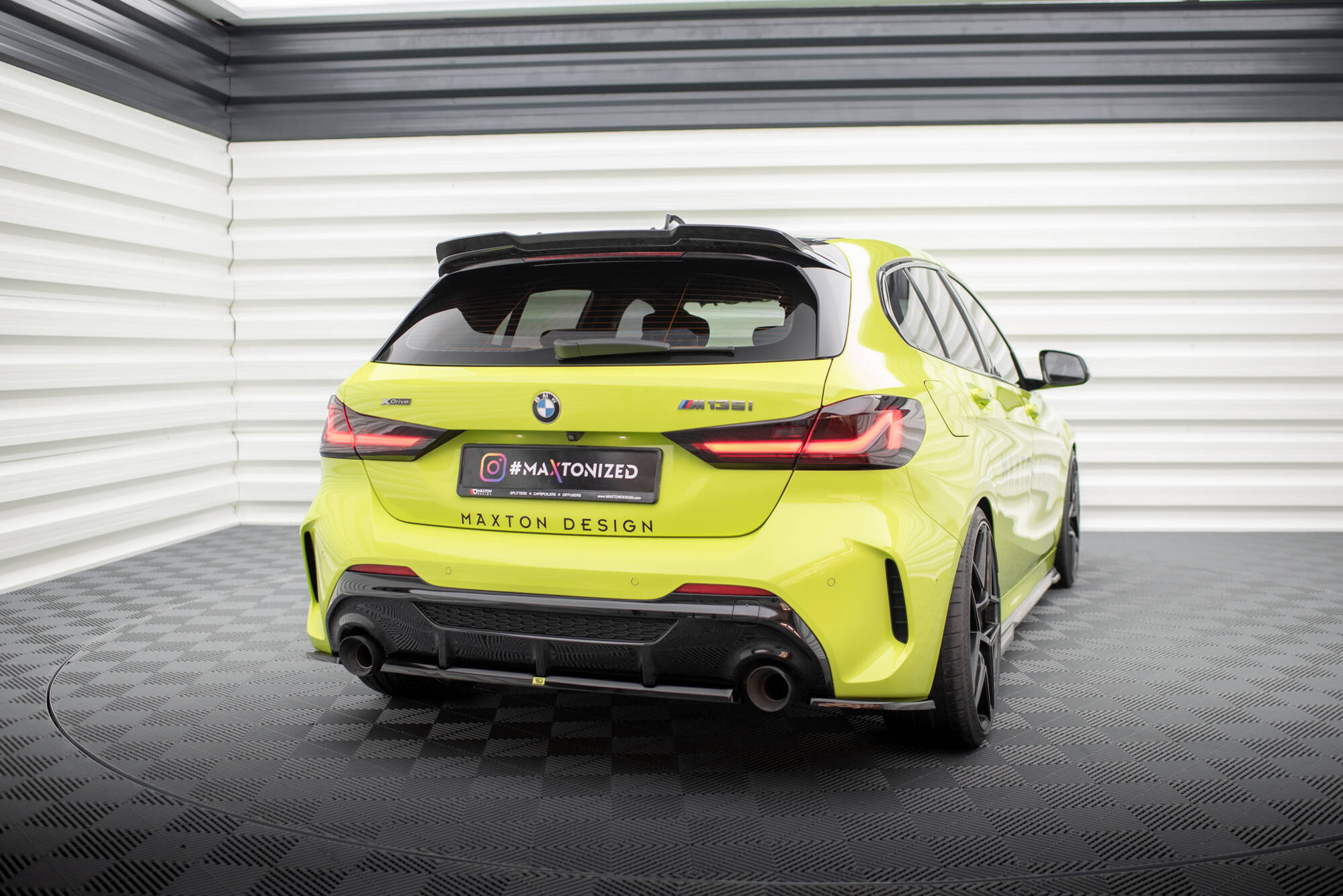 Baksplitter BMW M135i (F40) 2019 - 2023 | Glossy Black Edition V2 – bilde 2
