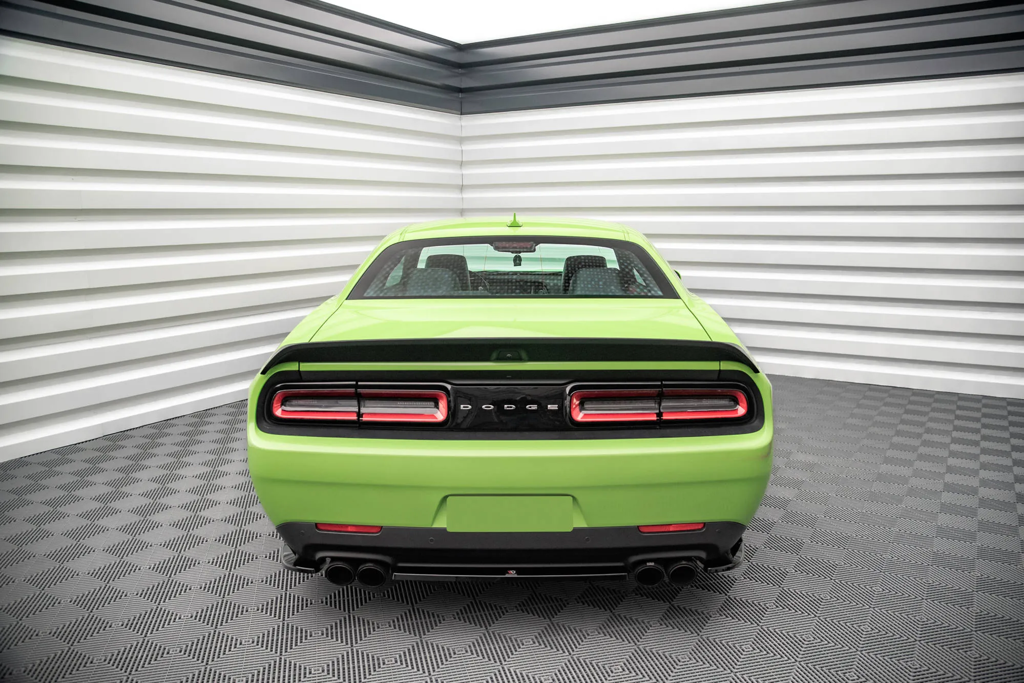 Baksplitter Dodge Challenger SRT Hellcat Widebody Mk3 2015 - 2023 | Glossy Black Edition – bilde 3