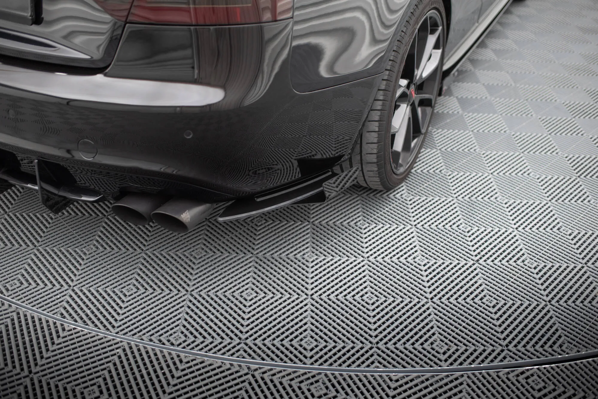 Baksplitter-flopper Audi A5 8T S-Line / S5 8T 2007 - 2011 | Glossy Black Edition – bilde 3