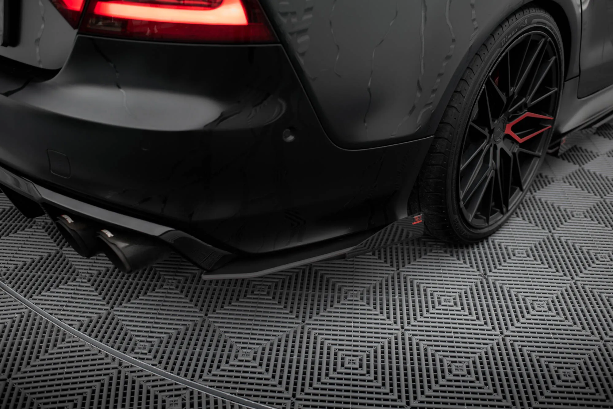 Baksplitter-flopper Audi A7 (C7) S-Line 2010 - 2014 | Glossy Black Edition