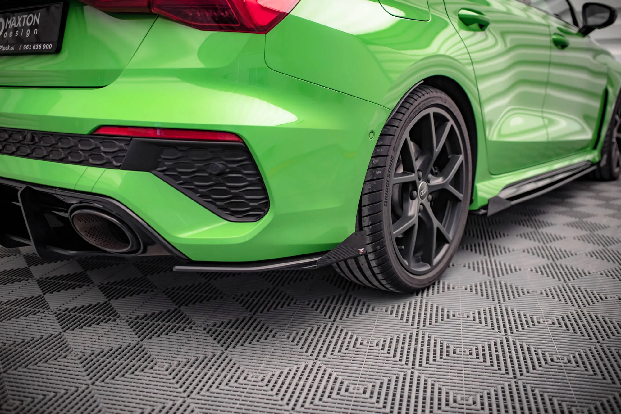 Baksplitter-flopper Audi RS3 8Y 2020-> | Glossy Black Edition – bilde 4