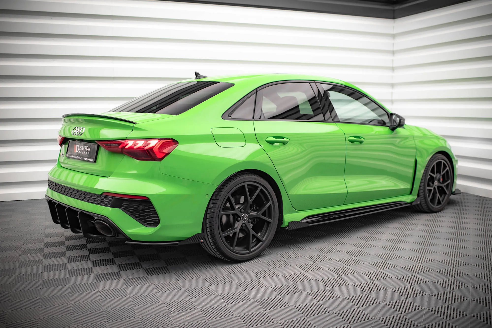 Baksplitter-flopper Audi RS3 8Y 2020-> | Glossy Black Edition – bilde 5