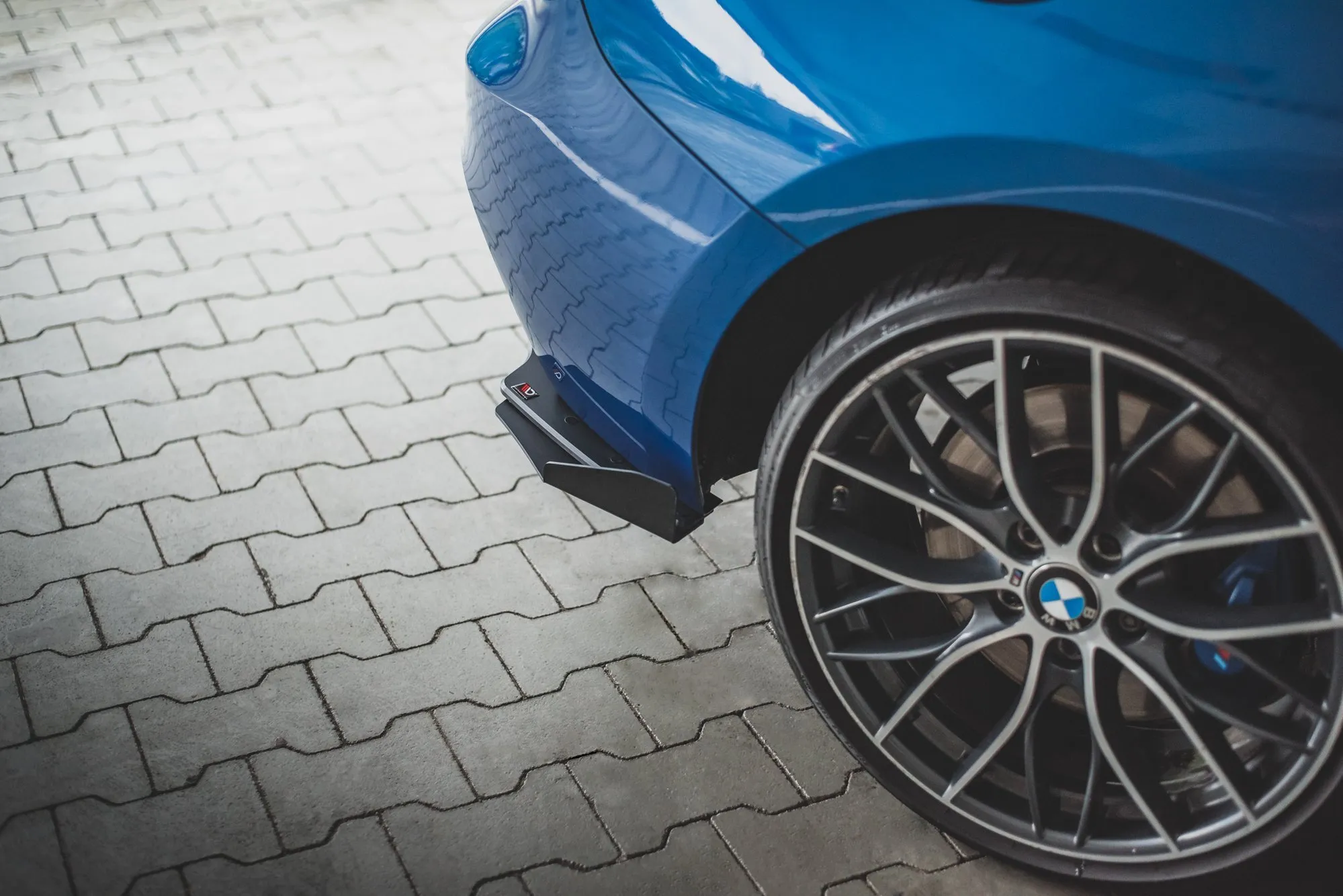 Baksplitter-flopper BMW 1 M135i (F20 / F21) 2011-2015 | Glossy Black Edition – bilde 2