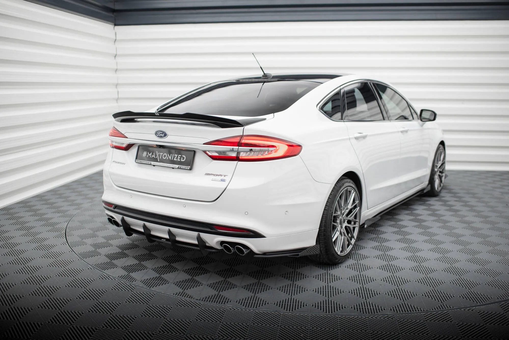Baksplitter-flopper Ford Mondeo Sport V facelift 2019 - 2022 / Ford Fusion Sport (usa) II facelift 2019 - 2020 | Glossy Black Edition – bilde 2