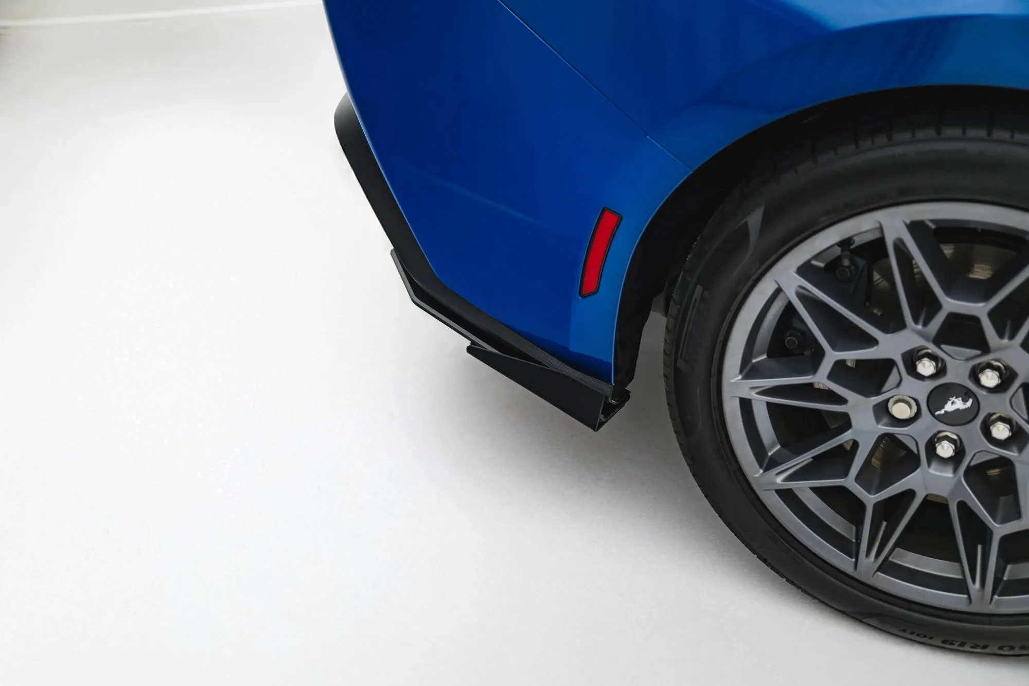 Baksplitter-flopper Ford Mustang GT VII 2023 -> | Glossy Black Edition