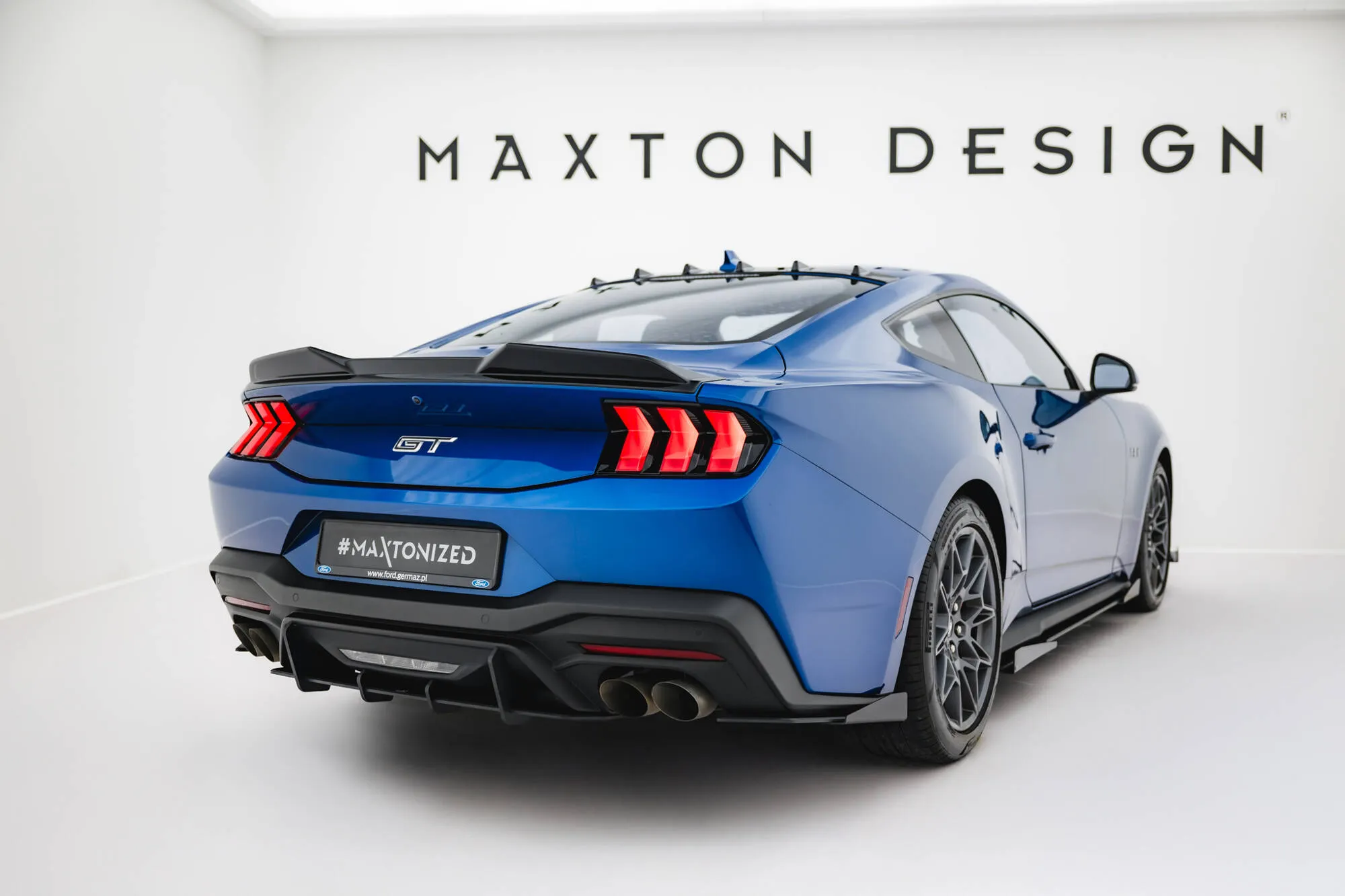 Baksplitter-flopper Ford Mustang GT VII 2023 -> | Glossy Black Edition – bilde 2