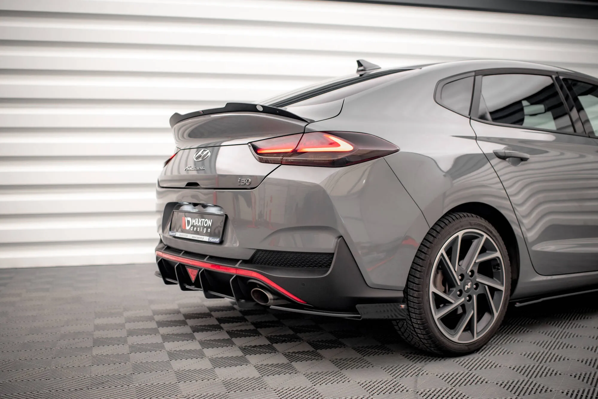 Baksplitter-flopper Hyundai I30 (Mk3 Facelift) 2020-2026 | Glossy Black Edition – bilde 6