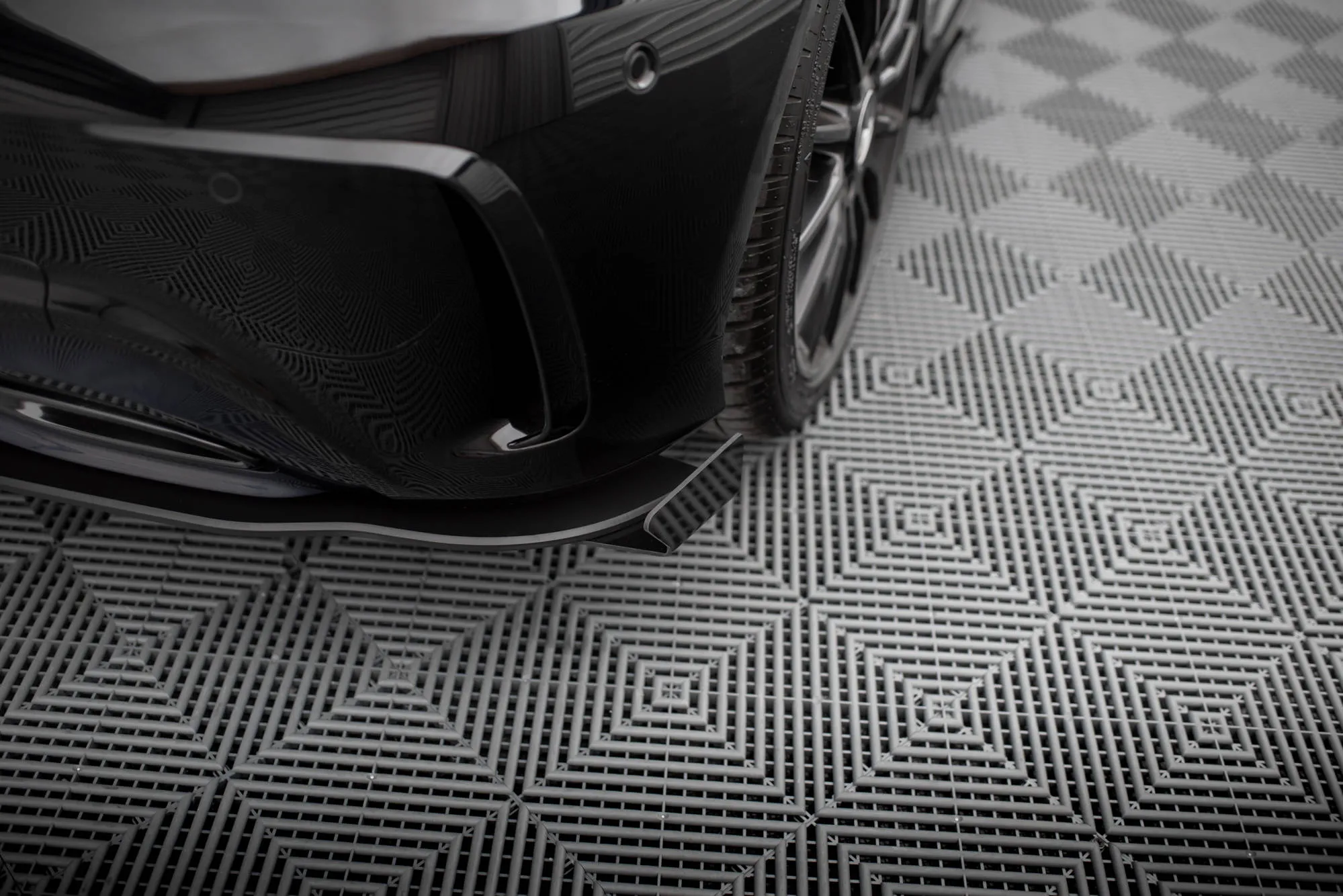 Baksplitter-flopper Mercedes-Benz A (W176) AMG-Line facelift 2015 -2018 | Glossy Black Edition – bilde 2