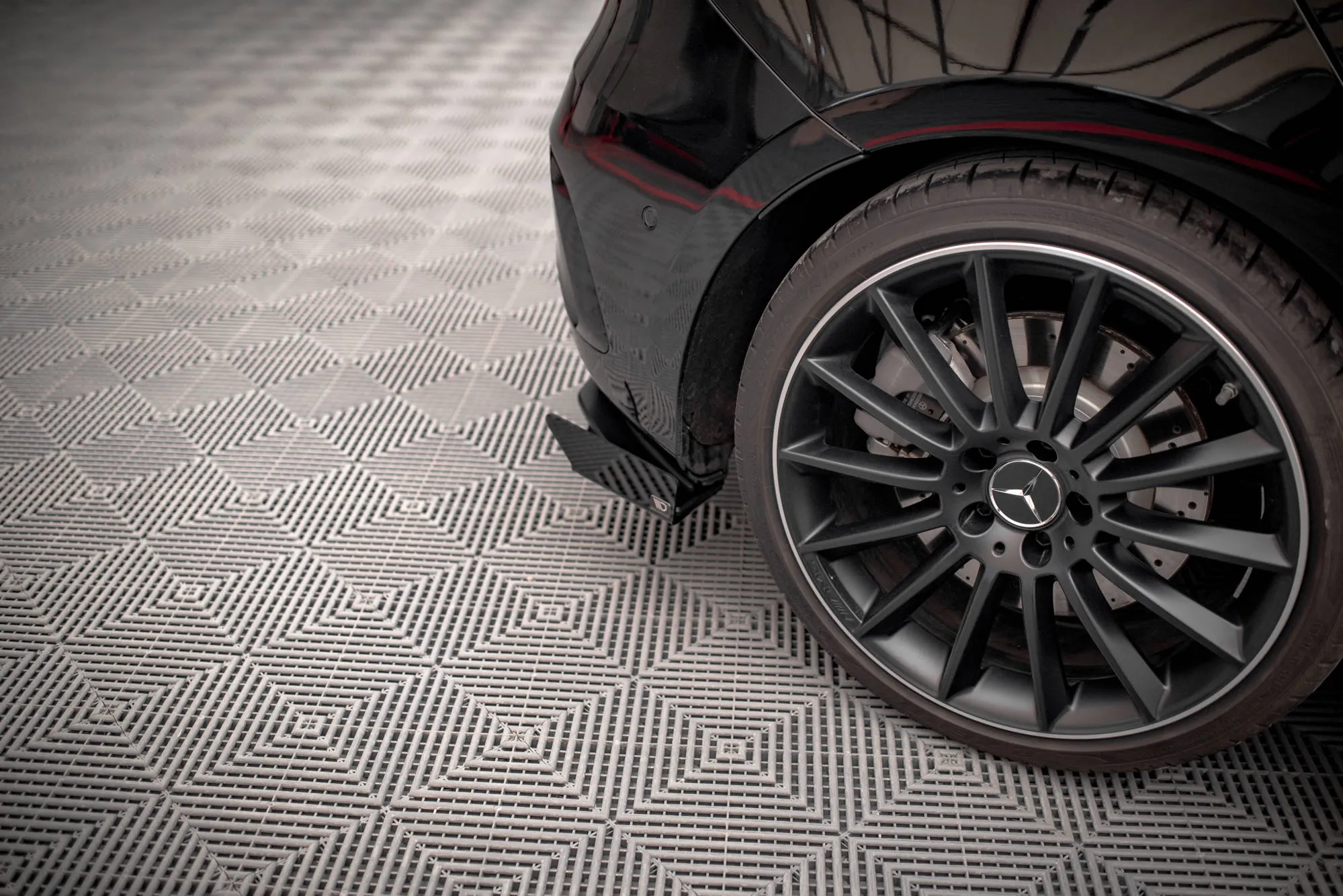 Baksplitter-flopper Mercedes-Benz A (W177 / V177) AMG-Line / Mercedes-AMG A35 (W177 / V177) Aero Pack 2018-> | Glossy Black Edition