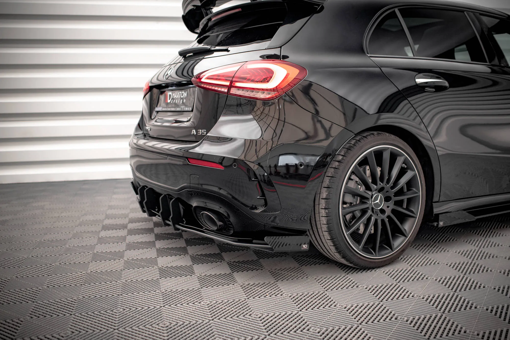 Baksplitter-flopper Mercedes-Benz A (W177 / V177) AMG-Line / Mercedes-AMG A35 (W177 / V177) Aero Pack 2018-> | Glossy Black Edition – bilde 2