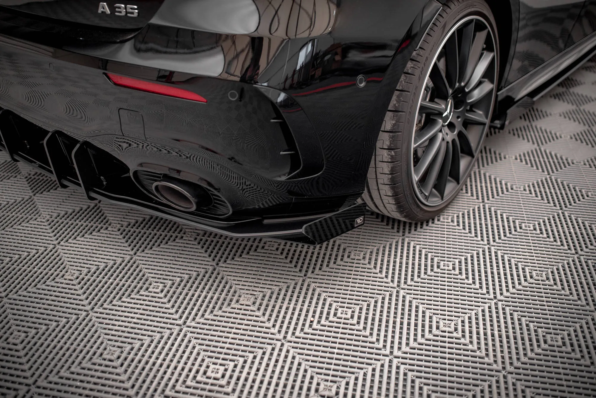 Baksplitter-flopper Mercedes-Benz A (W177 / V177) AMG-Line / Mercedes-AMG A35 (W177 / V177) Aero Pack 2018-> | Glossy Black Edition – bilde 3