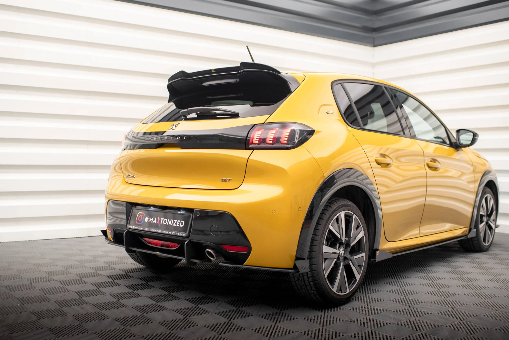 Baksplitter-flopper Peugeot 208 GT II 2019 - 2023 | Glossy Black Edition – bilde 2