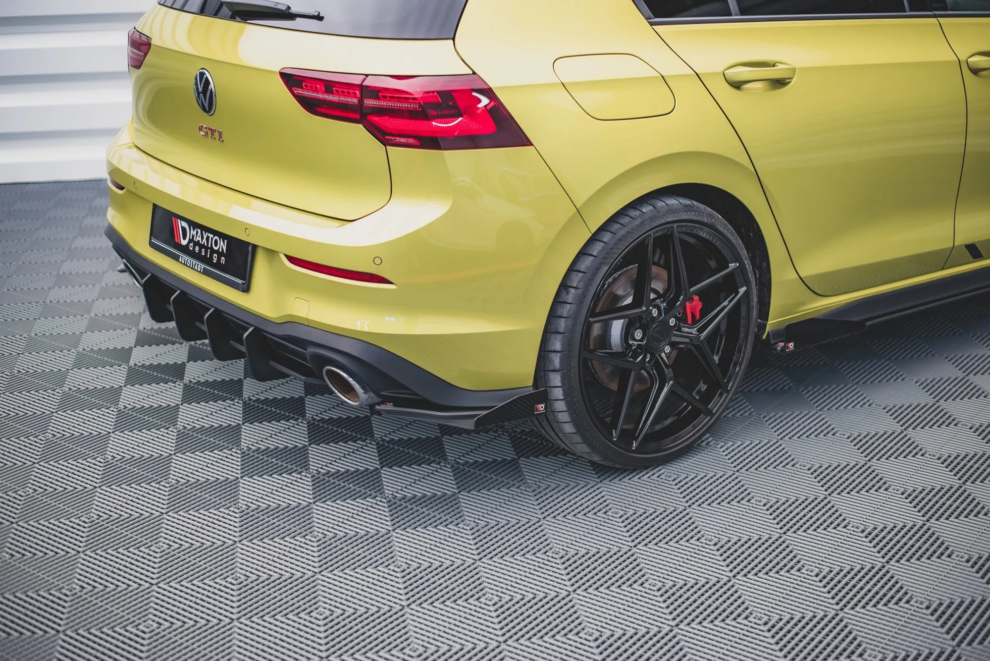 Baksplitter-flopper VW Golf VIII GTI Clubsport 2020-> | Glossy Black Edition – bilde 2