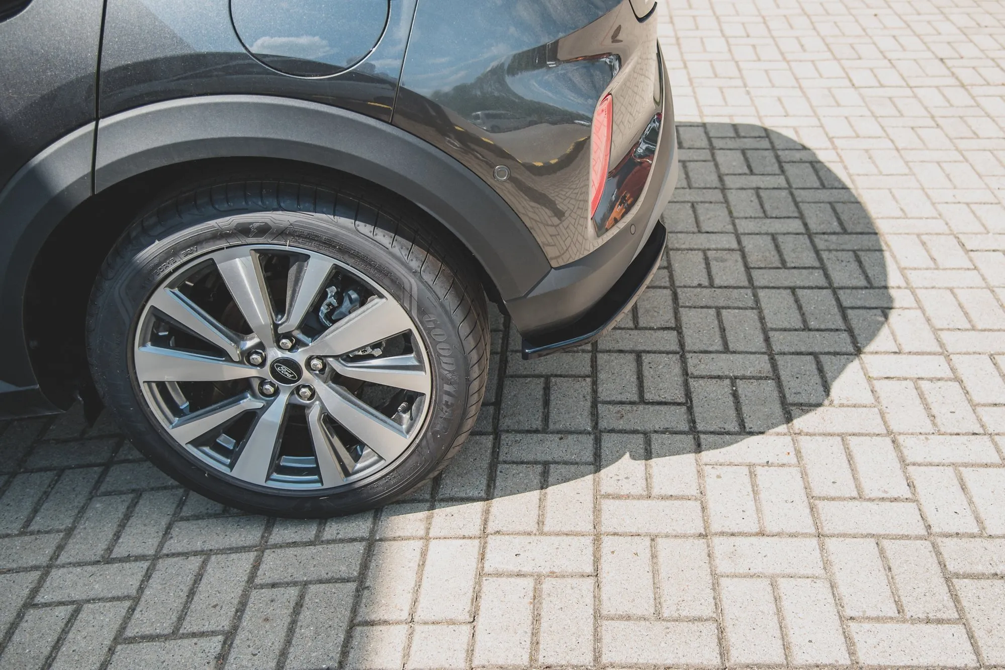 Baksplitter Ford Puma II 2019-> | Glossy Black Edition – bilde 2