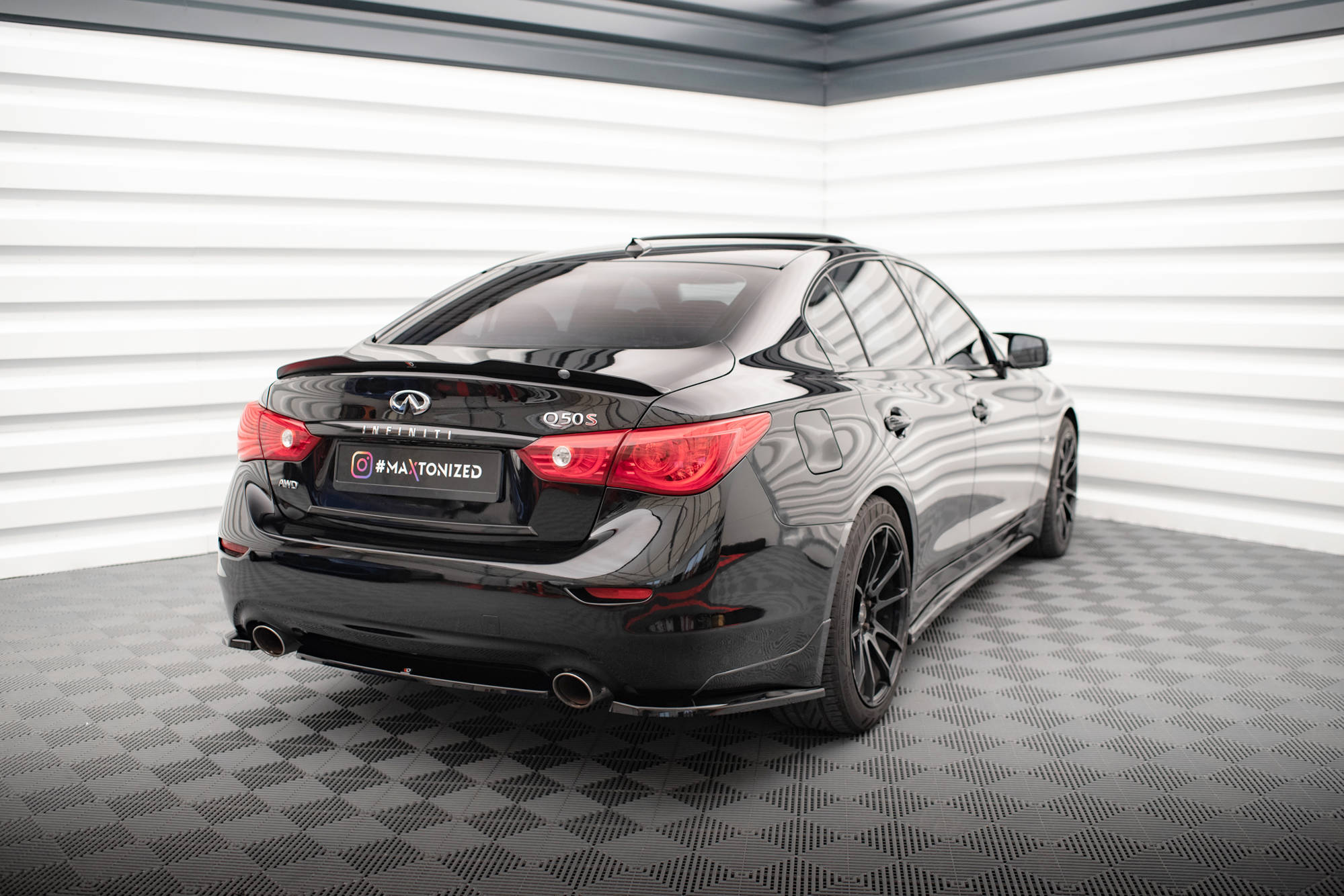 Baksplitter Infiniti Q50 S 2013 - 2016 | Glossy Black Edition – bilde 3