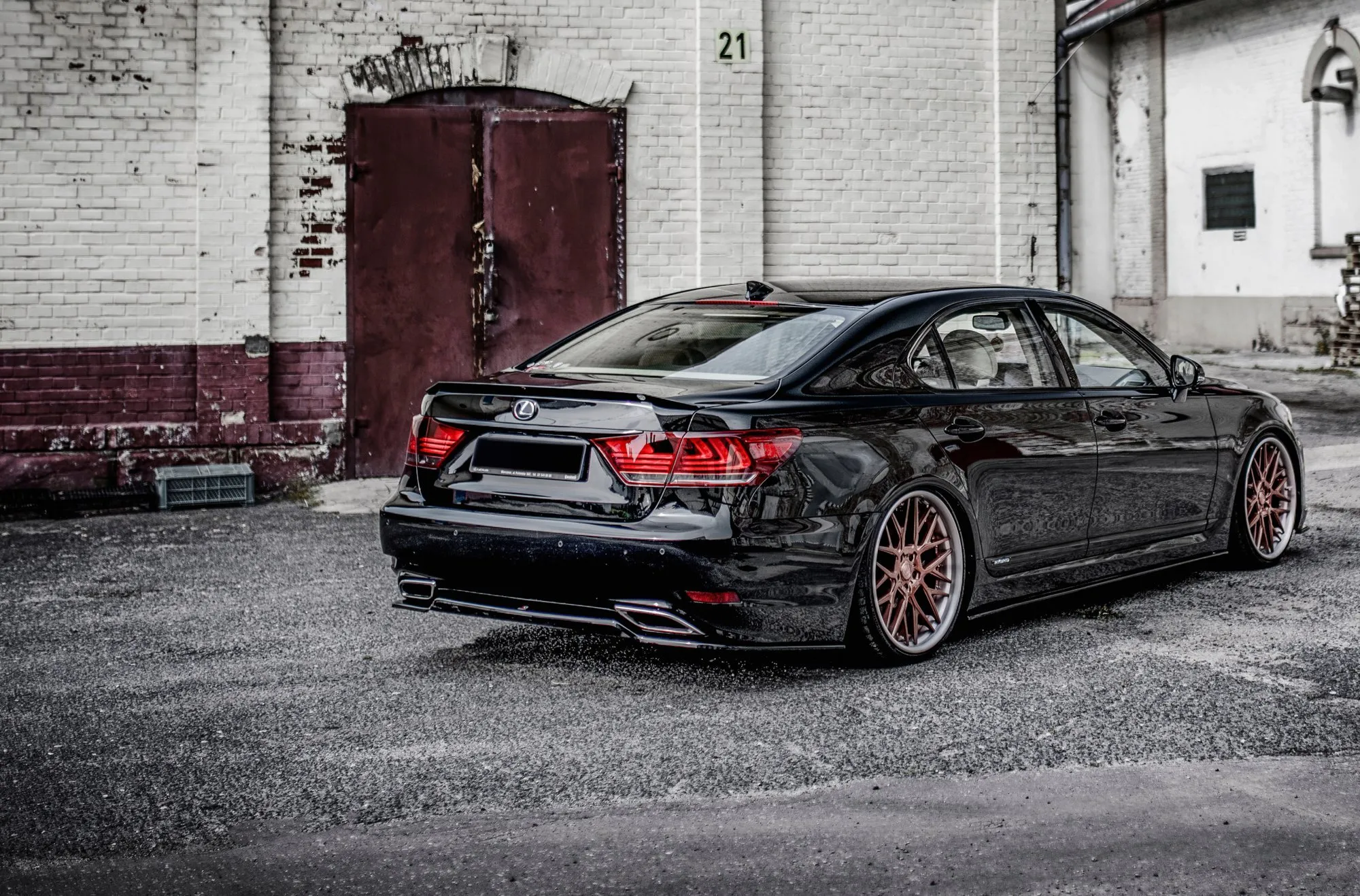 Baksplitter Lexus LS IV Facelift 2012 - 2017 | Glossy Black Edition