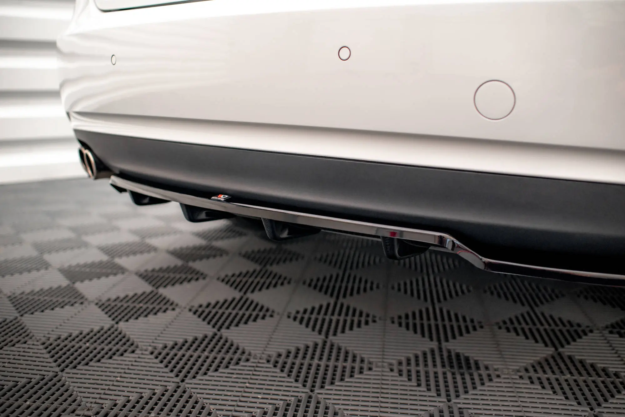 Baksplitter med diffuser Audi A5 8T Coupe facelift 2011 - 2016 | Glossy Black Edition – bilde 5