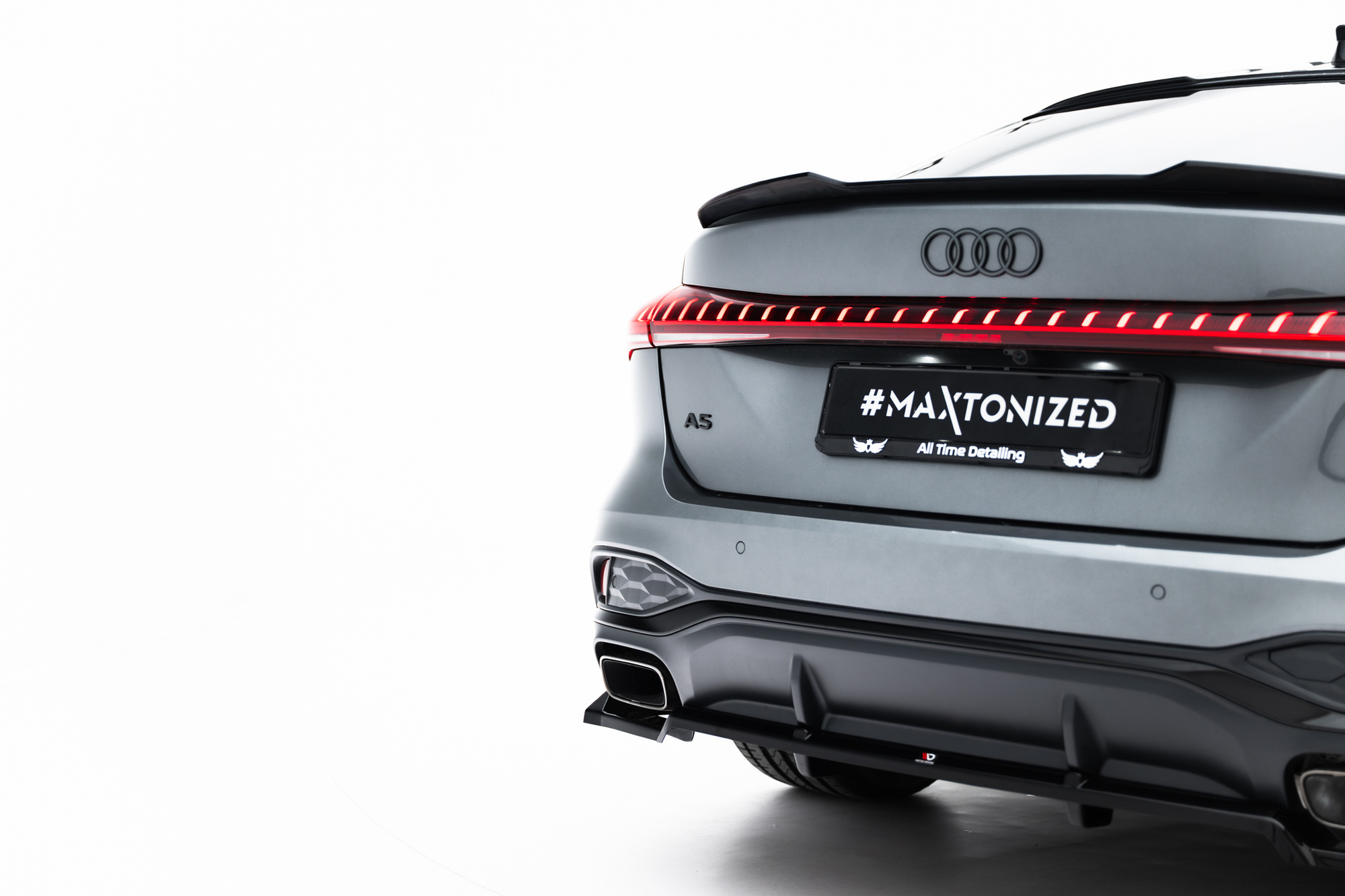 Baksplitter med diffuser Audi A5 (B10) 2024 ->  | Glossy Black Edition – bilde 3