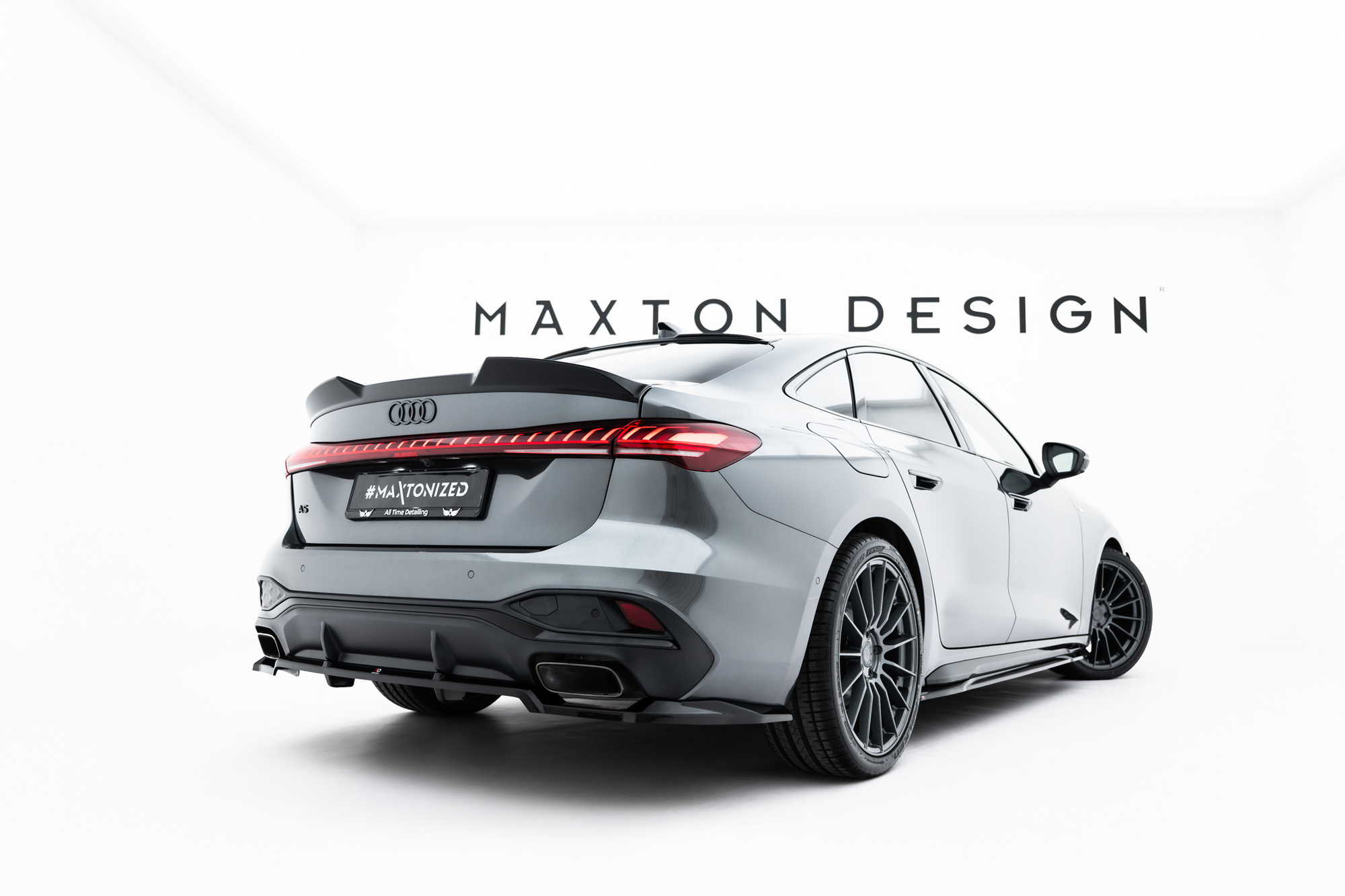 Baksplitter med diffuser Audi A5 (B10) 2024 ->  | Glossy Black Edition – bilde 4