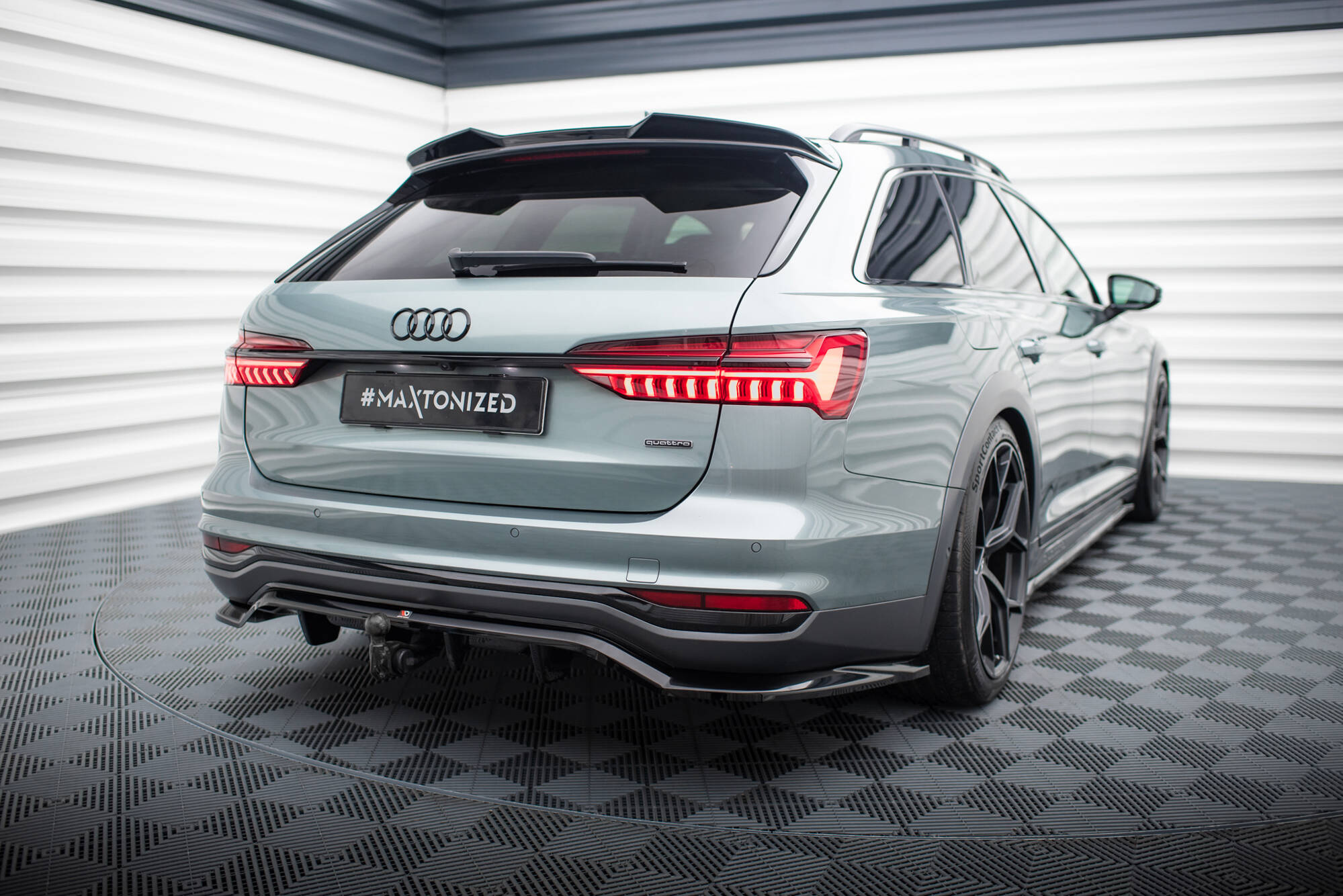 Baksplitter med diffuser Audi A6 Allroad (C8) 2019 - 2023  | Glossy Black Edition