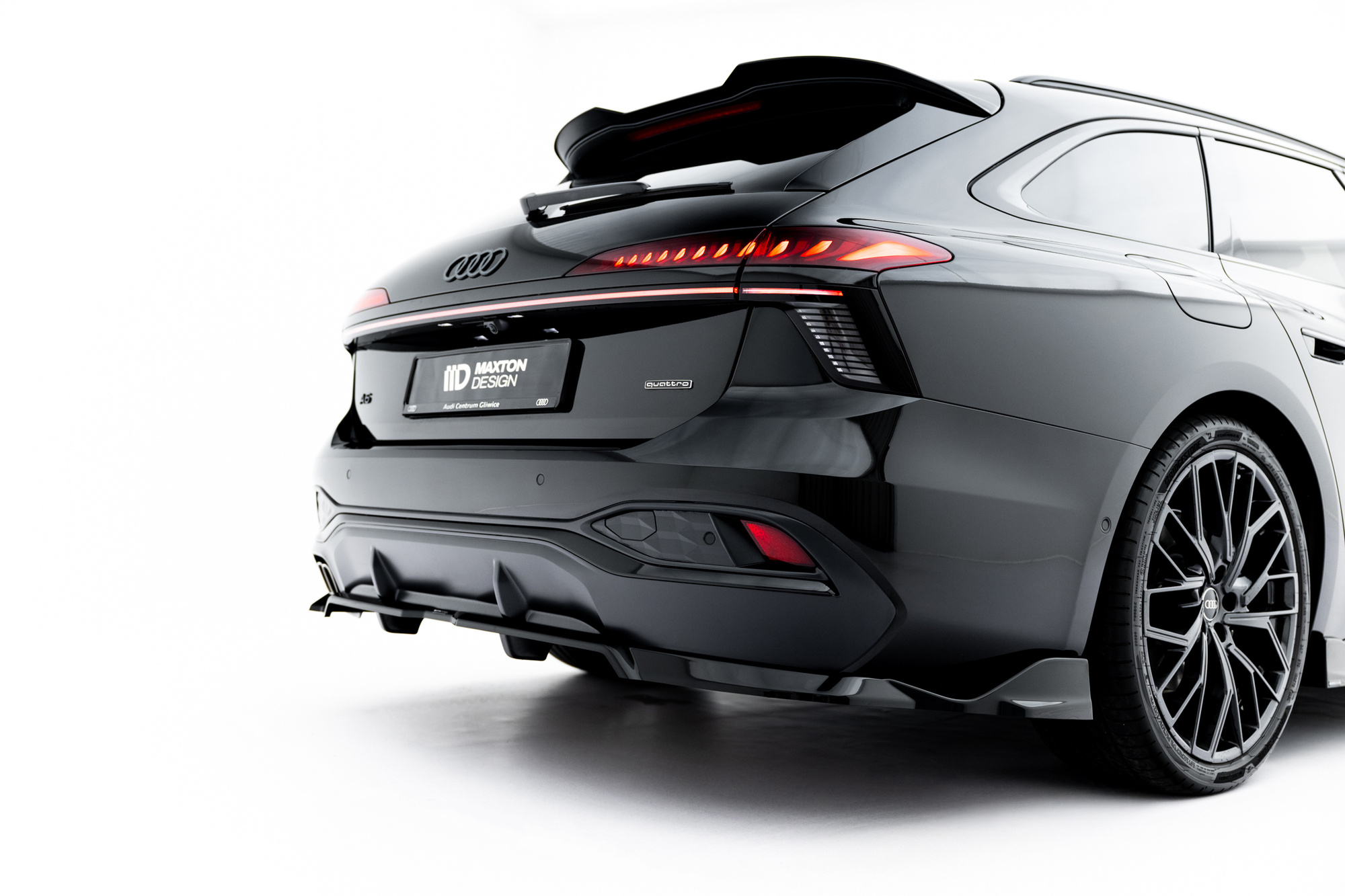 Baksplitter med diffuser Audi A6 (C9) 2025 ->  | Glossy Black Edition V2